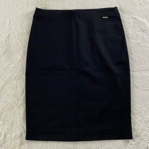 TTahari black pencil skirt size M
